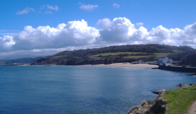  looking in towards Benllech beach 