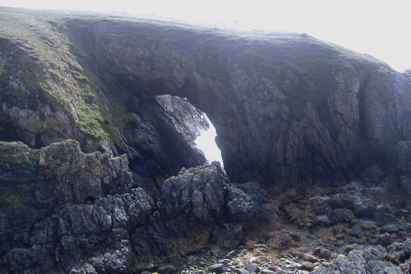 photograph of the back of the Black Arch 