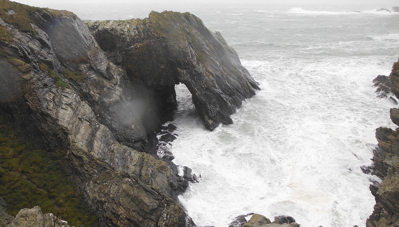  the wild conditions continue around the arch