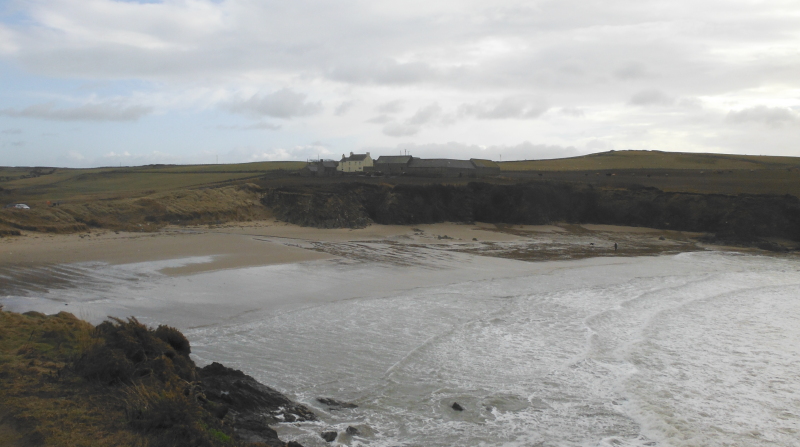 another view of the Porth Trecastell 