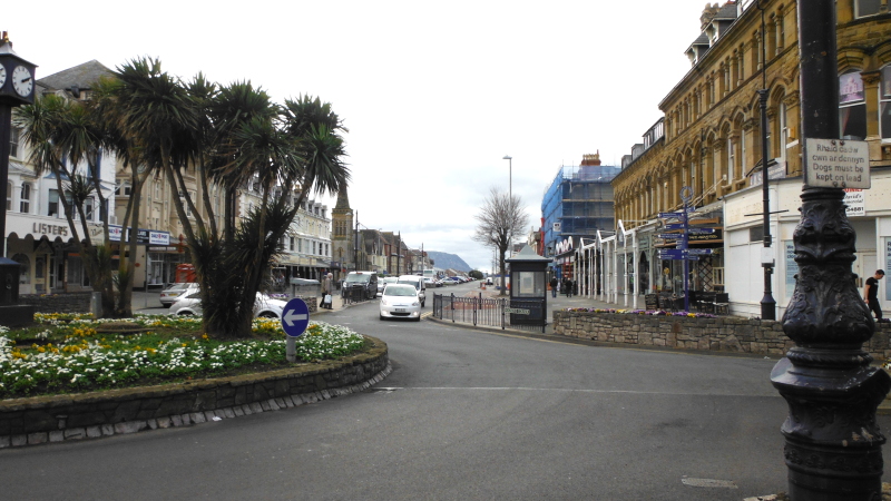  Llandudno town centre 