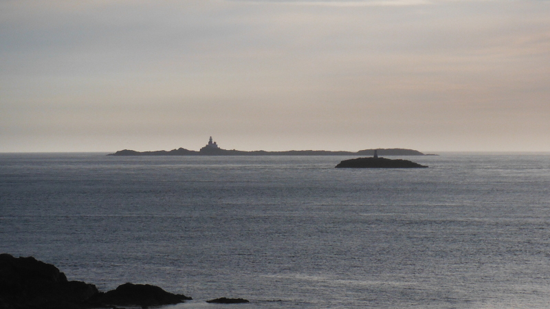 looking out from Cemlyn to West Mouse and the Skerries 