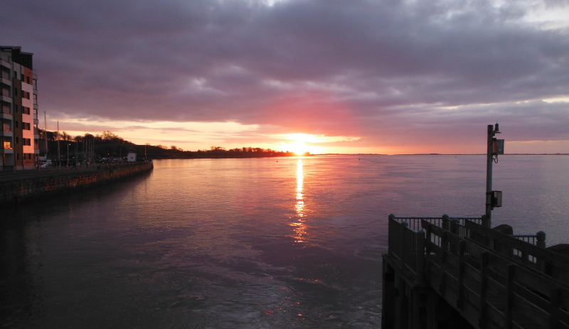  the sun as it set, taken from the pier 