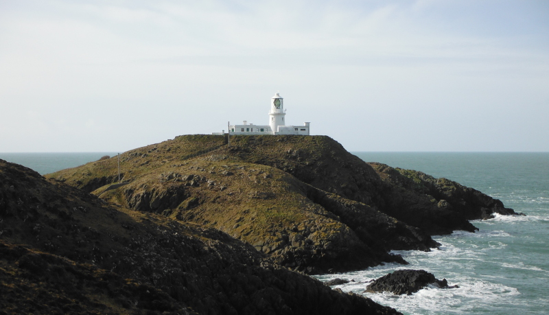  looking across to the lighthouse