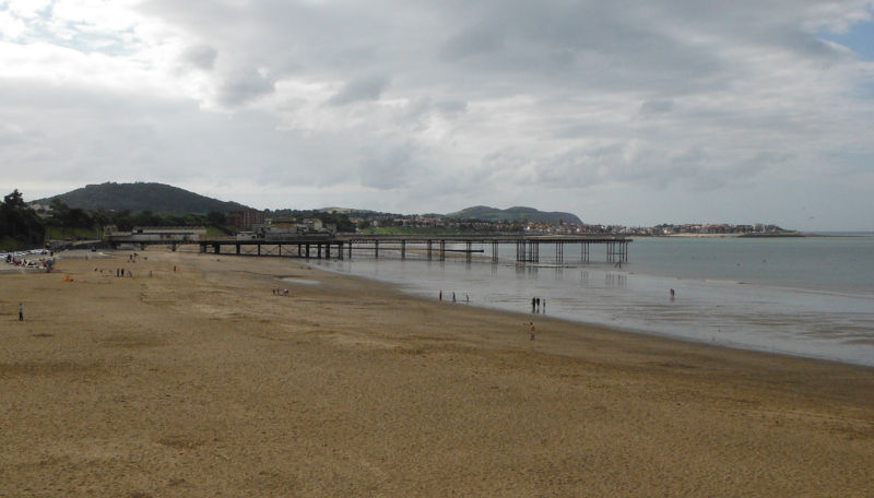  looking along the beach towards Rhos-on-Sea 