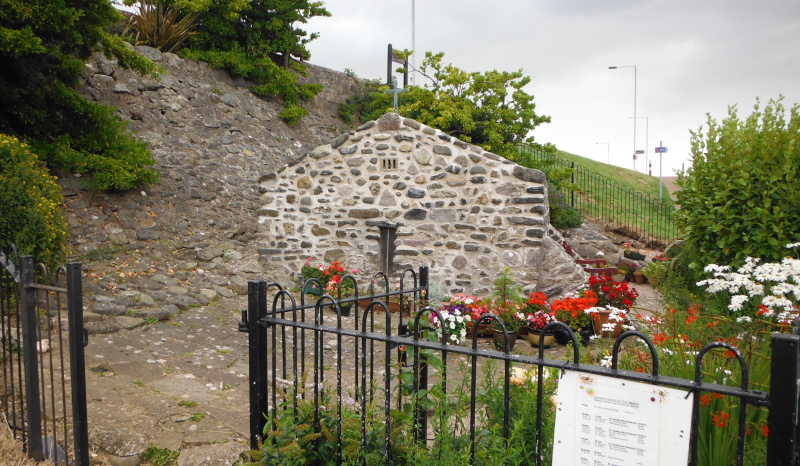  St Trillo`s Chapel 