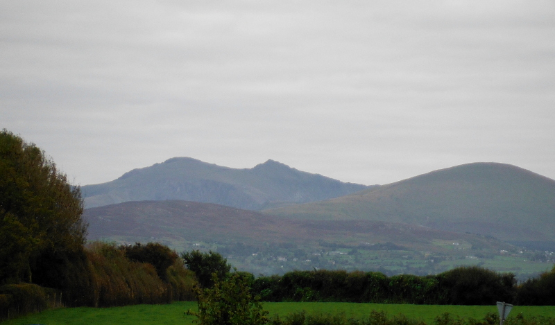  Snowdon clear of cloud 