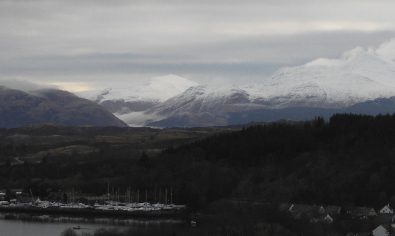  looking across to the layer of cloud lying over Loch Etive 