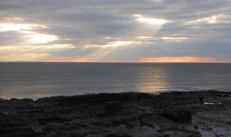  good lighting over the Bristol Channel 