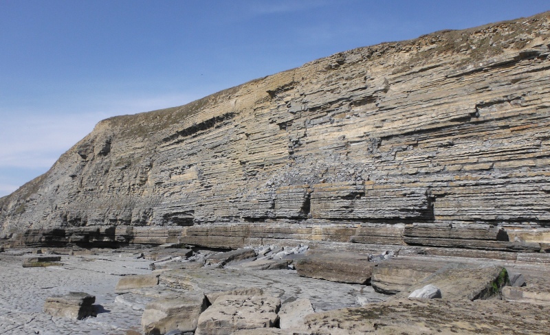  looking west along the cliffs 