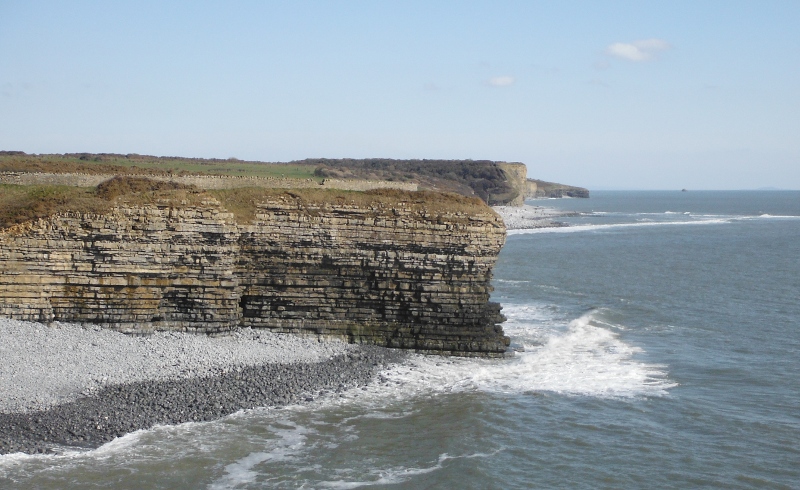  looking further along the cliffs 