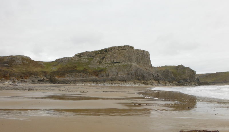  looking along the beach 