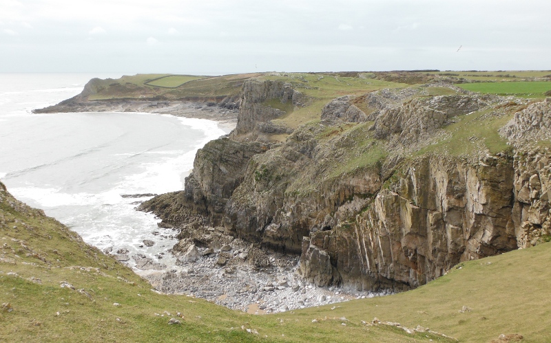  looking back along the cliffs 