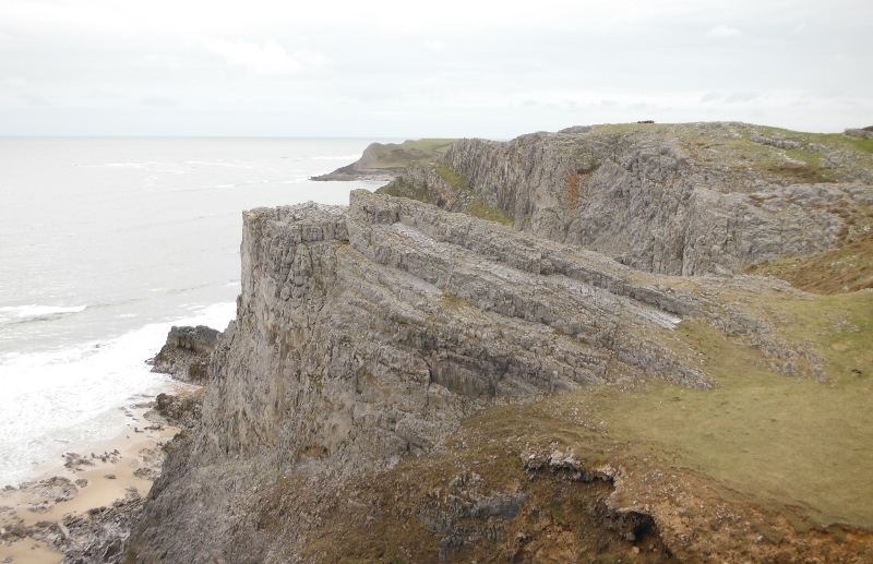  looking back along the cliffs 