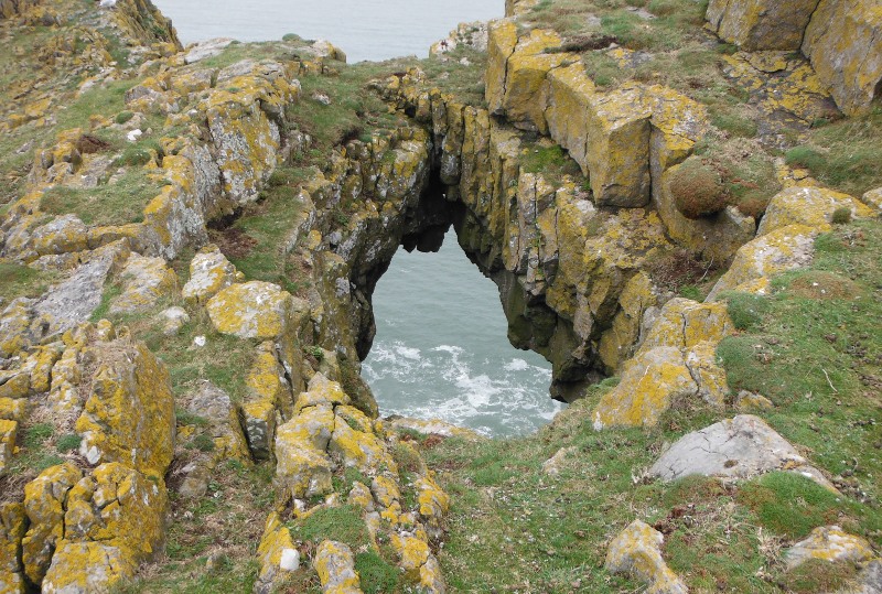  the hole at the point of Thurba 