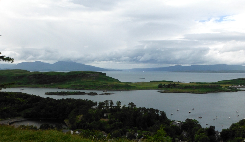  looking out throught the Sound of Mull 