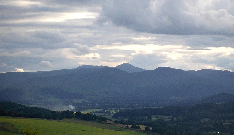  looking across to Ben Vorlich 