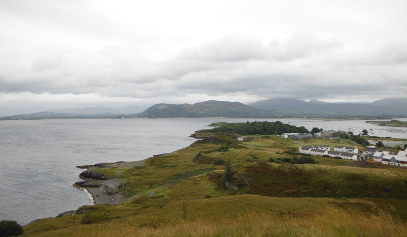  looking over to Beinn Lora 