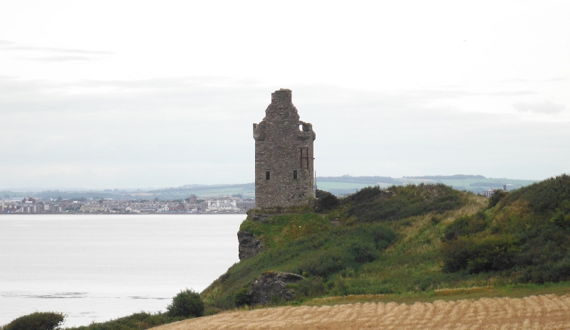  looking back to Greenan Castle 