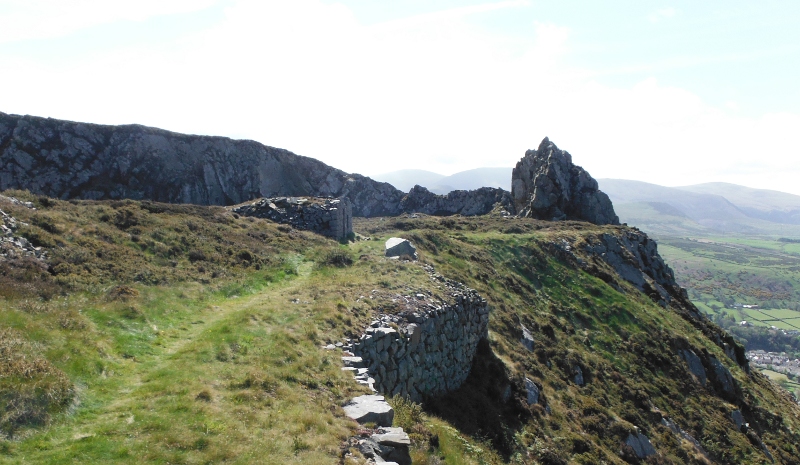  looking back to the fang of rock 