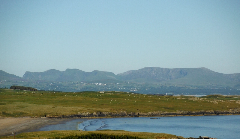  looking across to the Nantlle Ridge 