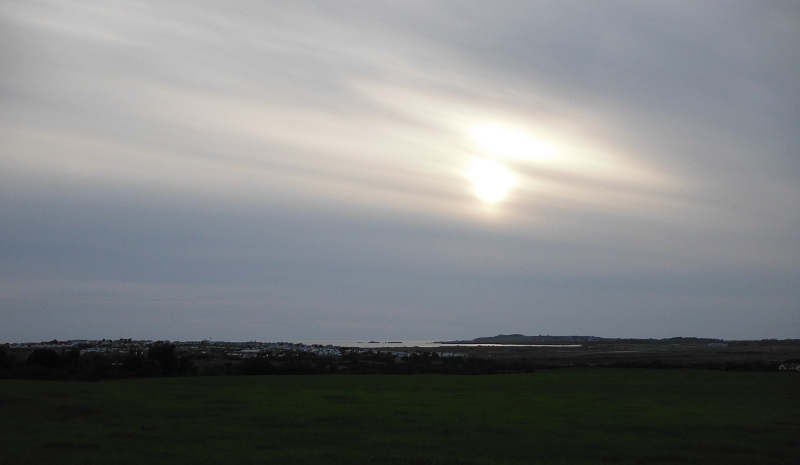  the sun through the cloud 