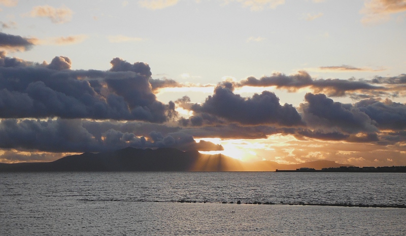  good lighting over Arran 