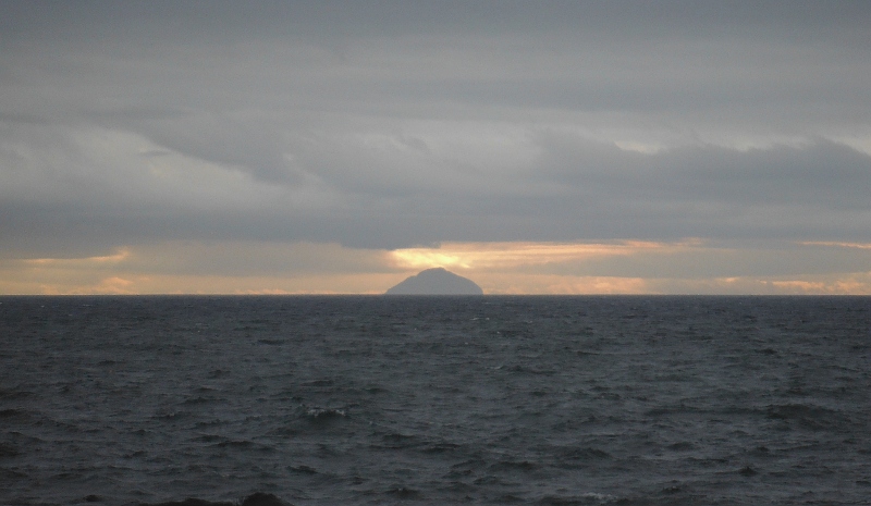  Ailsa Craig standing out nicely 