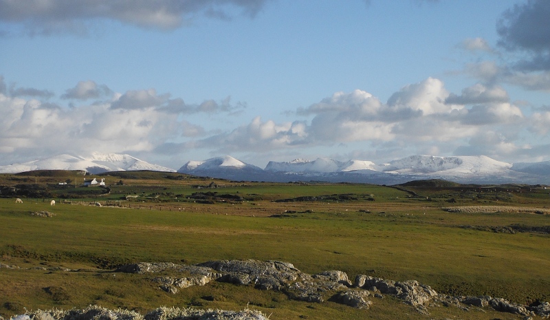  Snowdonia with all its snow 