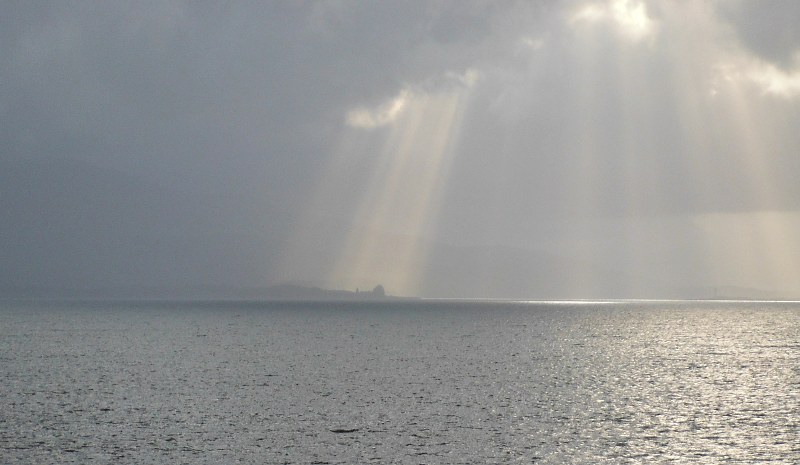  Duart Castle getting highlighted 