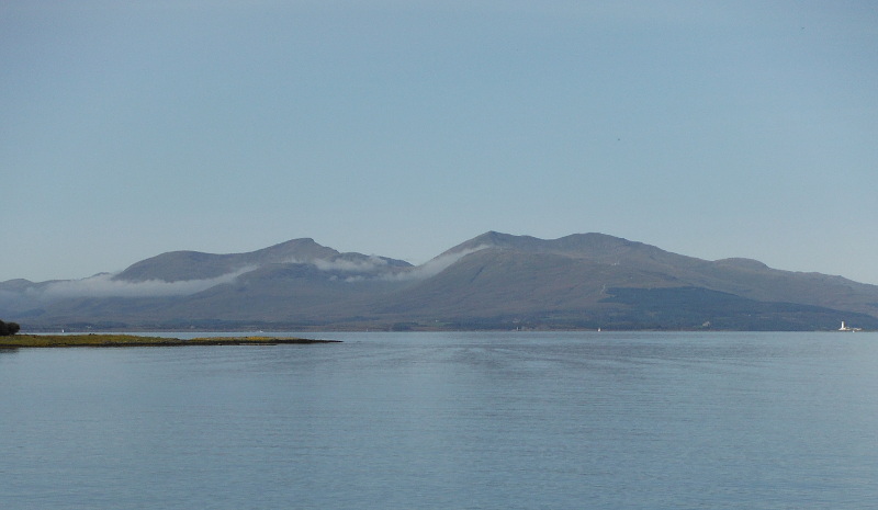  the fragments of cloud on Dùn da Ghaoithe  