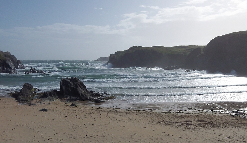  a wild sea in Porth Dafarch 