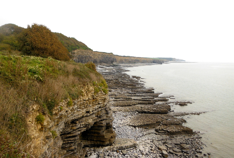  looking eastwards along the coast towards Llantwit Major 